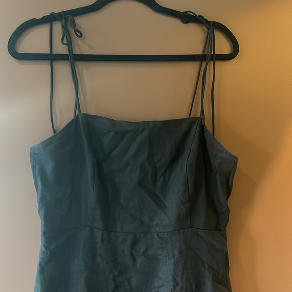 Old Navy Black Spaghetti Strap Dress - Picture 2 of 7